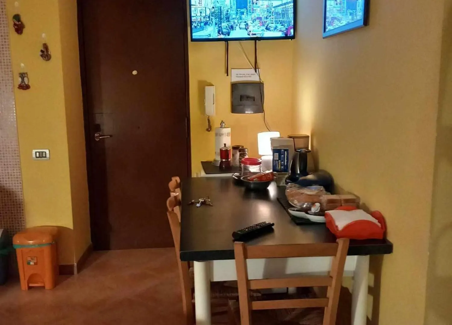 Apartment Casetta Palmarice Centro Storico Naples Italy